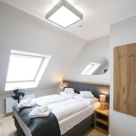 ベッド・アンド・ブレックファスト Aura