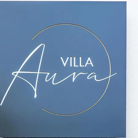 ベッド・アンド・ブレックファスト Aura